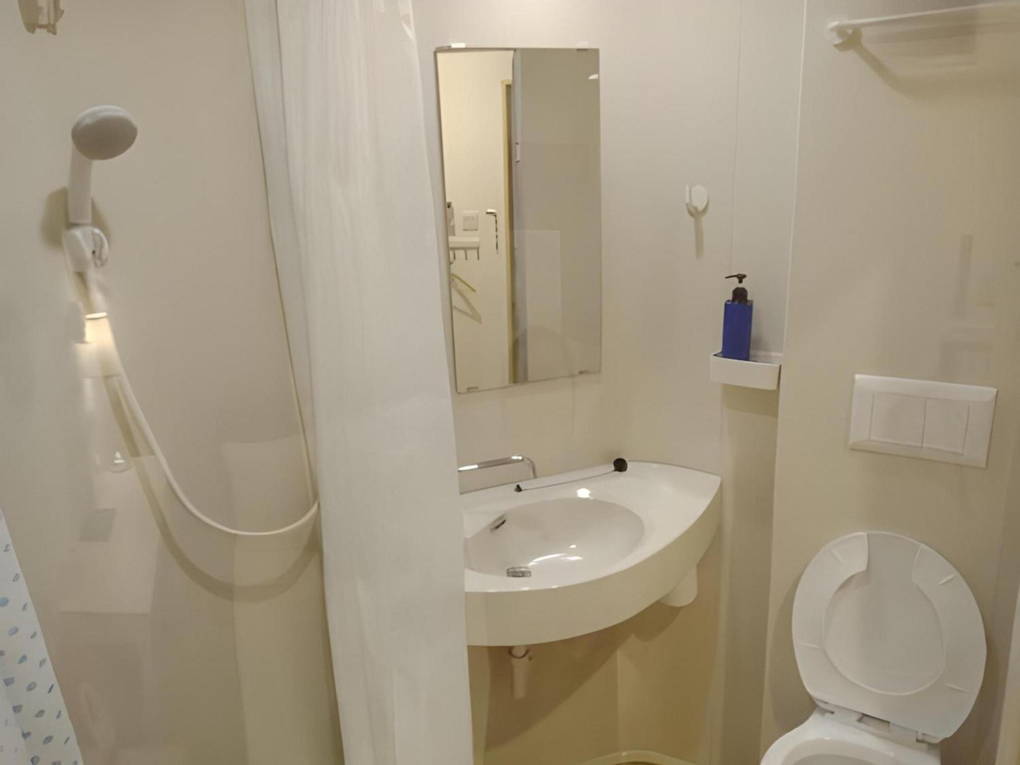 Oyo 91068 Elephant House Boutique Hotel George Town Exteriör bild