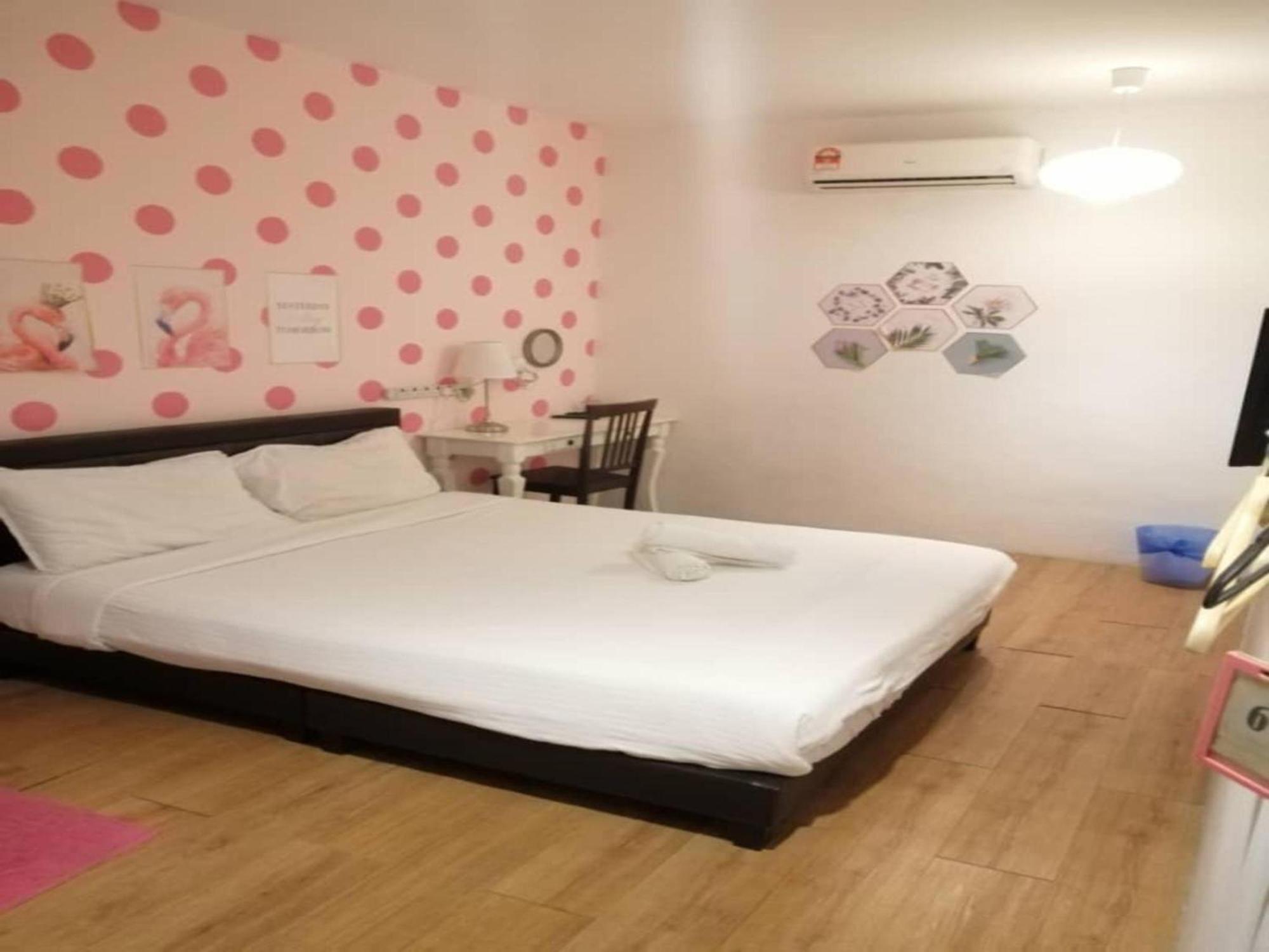 Oyo 91068 Elephant House Boutique Hotel George Town Exteriör bild