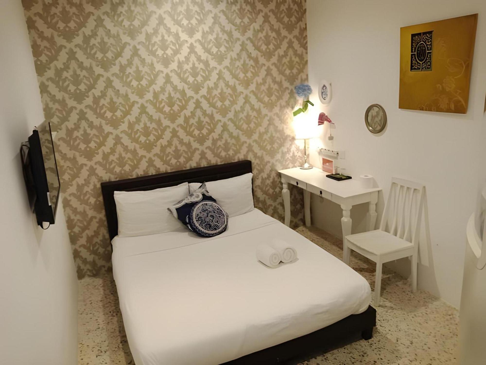 Oyo 91068 Elephant House Boutique Hotel George Town Exteriör bild